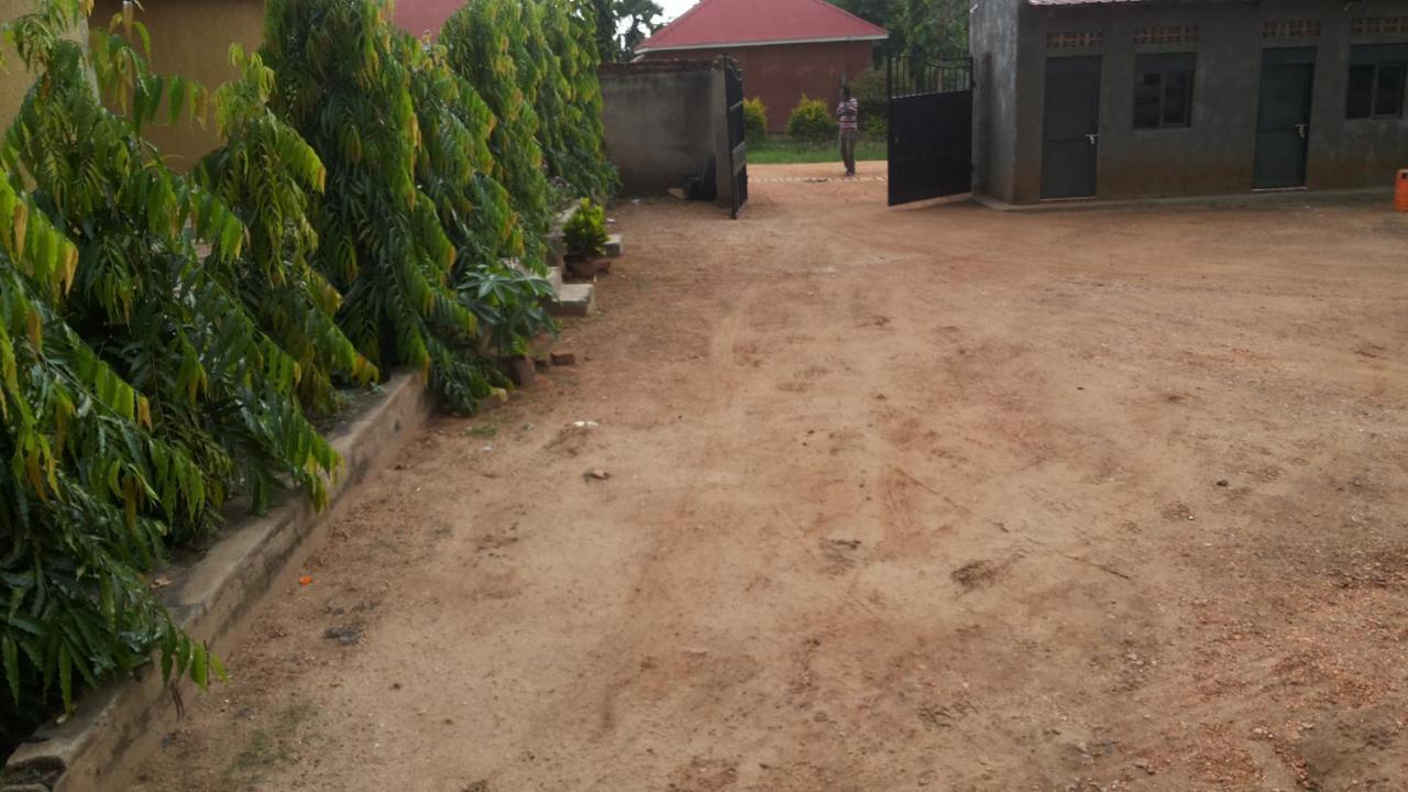 Kalalo Cottage Inn Pakwach Luaran gambar