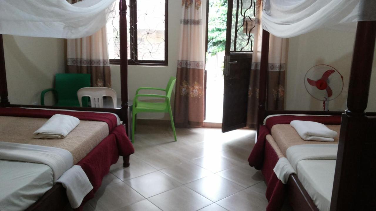 Kalalo Cottage Inn Pakwach Luaran gambar