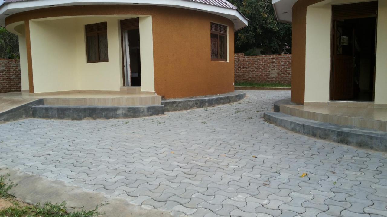 Kalalo Cottage Inn Pakwach Luaran gambar