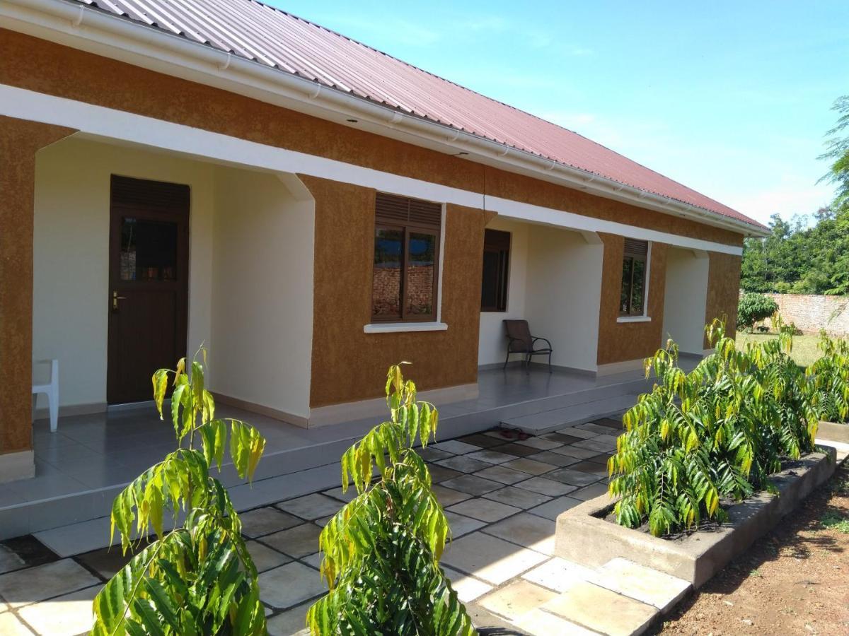 Kalalo Cottage Inn Pakwach Luaran gambar